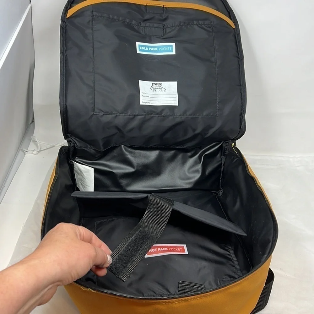 Pyrex Portables Mustard Yellow Zip Around Deep Carrier